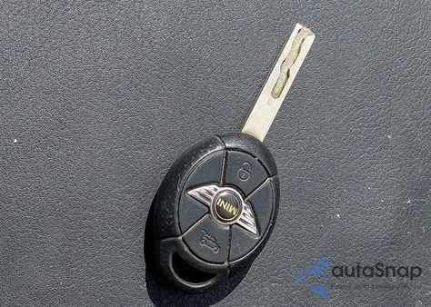 2005 Mini Cooper S из США, поврежденный, VIN WMWRE33555TL13520